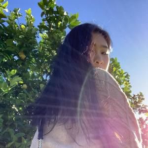 Meet your Posher, Duyen